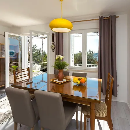 Vakantiehuis Sun N Sea Orasac